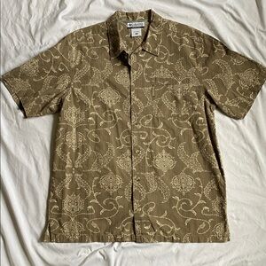 Columbia 100% Cotton Olive Green Patterned Short Sleeve Button Down